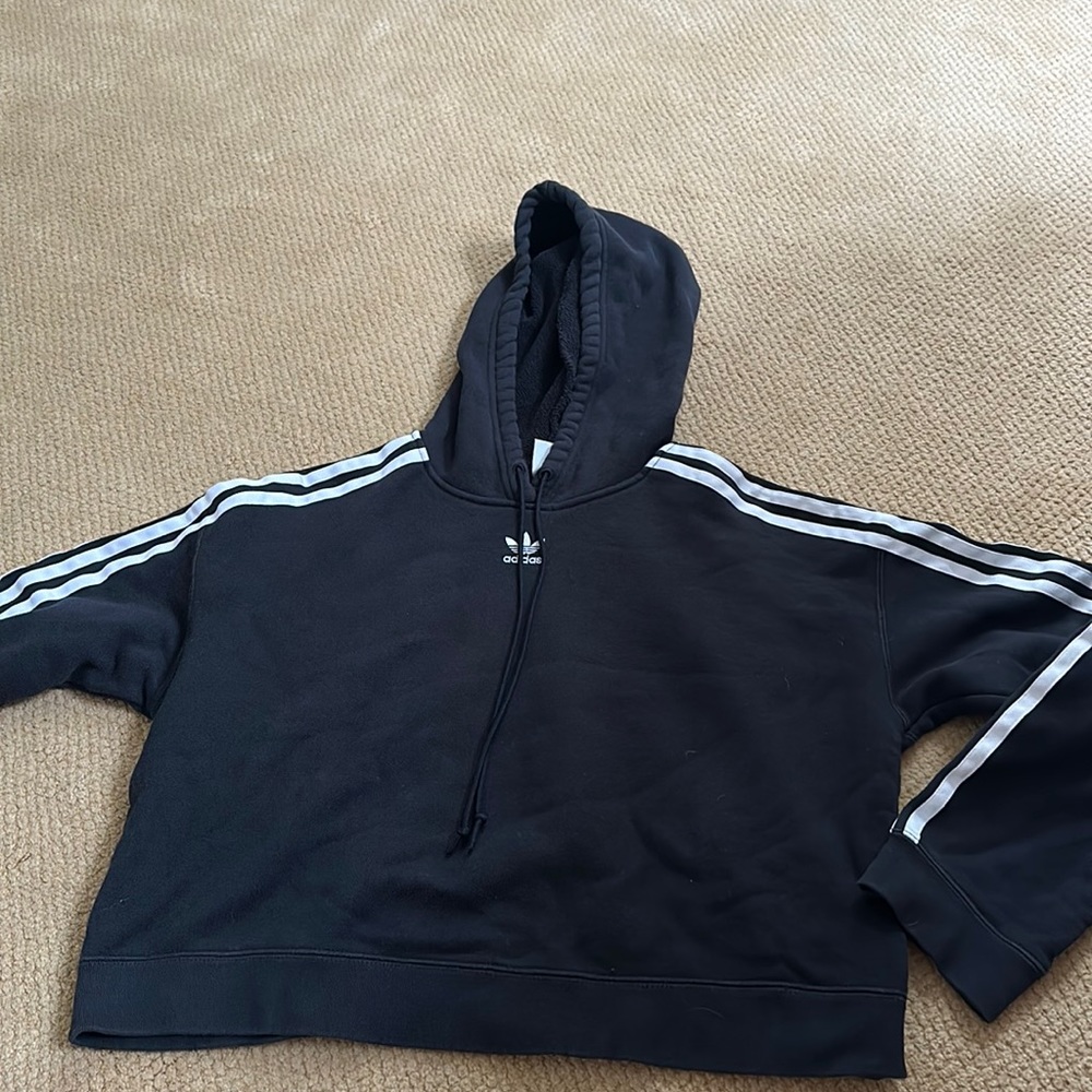 Adidas cropped hoodie perfect condition size s